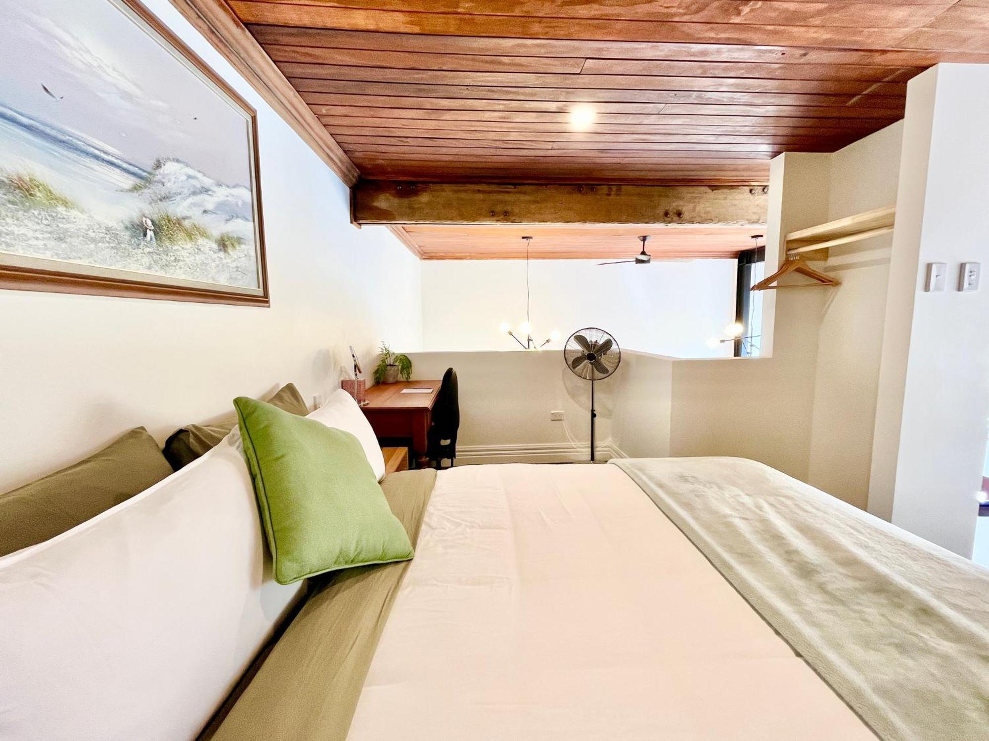 Opoho Heritage Guest Suite 但尼丁 外观 照片